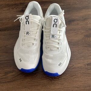 The Roger Tennis shoes